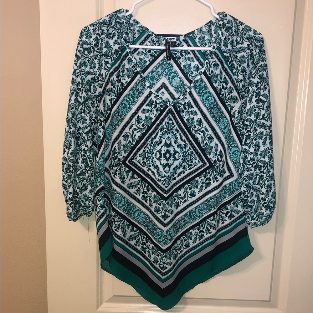 HeartSoul Teal & White Patterned V-Neck Tunic